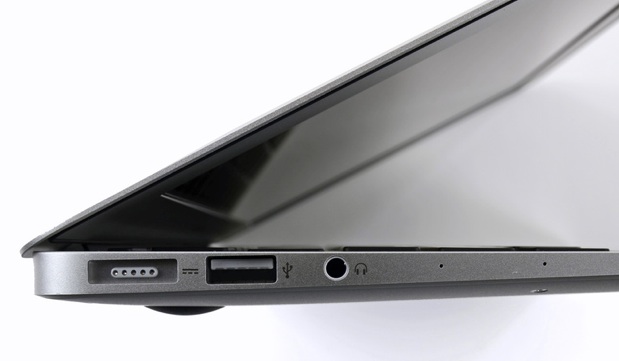 Le MacBook Air 11 Haswell vu par iFixit